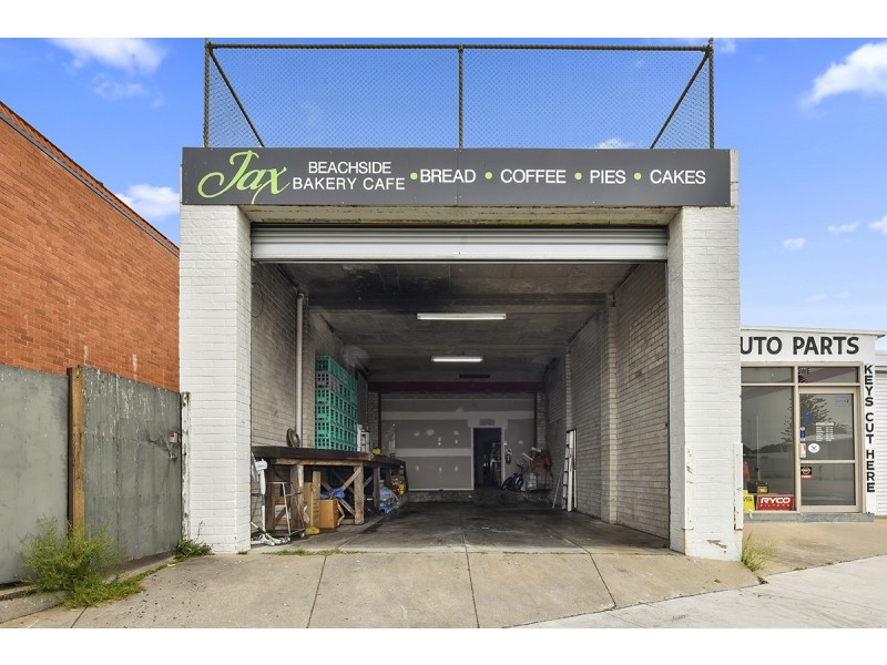 307 Esplanade, Lakes Entrance VIC 3909