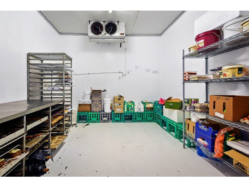 307 Esplanade, Lakes Entrance VIC 3909