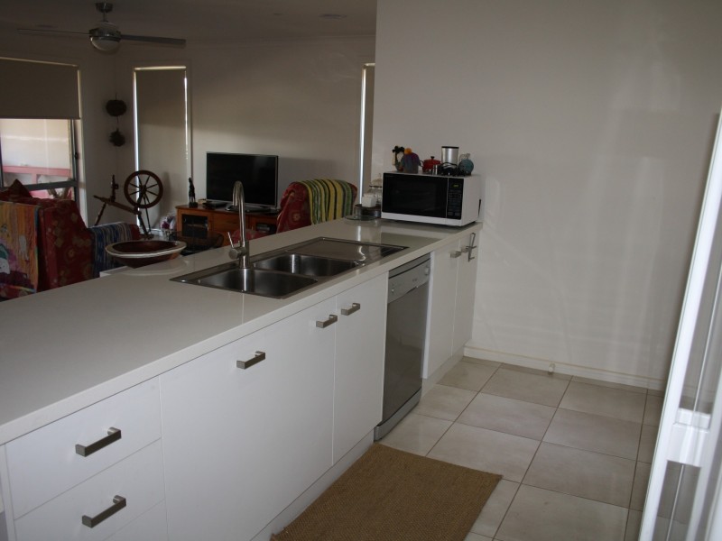 11 Whipbird Street, Bairnsdale VIC 3875