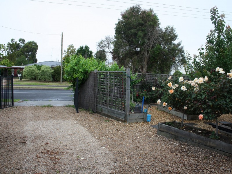 1 Grosvenor Court, Bairnsdale VIC 3875