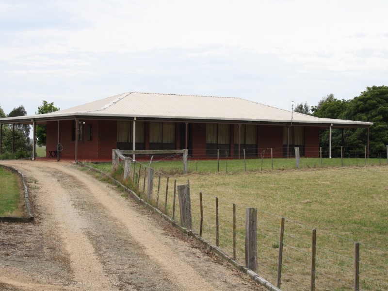 300 Clifton West Road, Mount Taylor VIC 3875