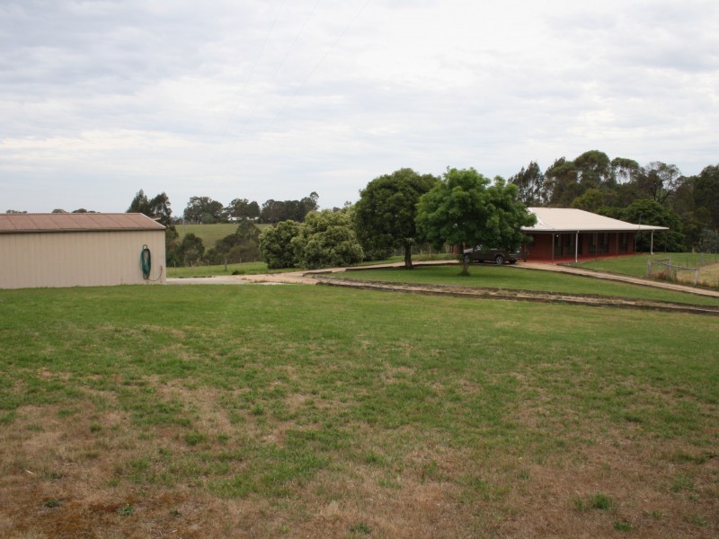 300 Clifton West Road, Mount Taylor VIC 3875