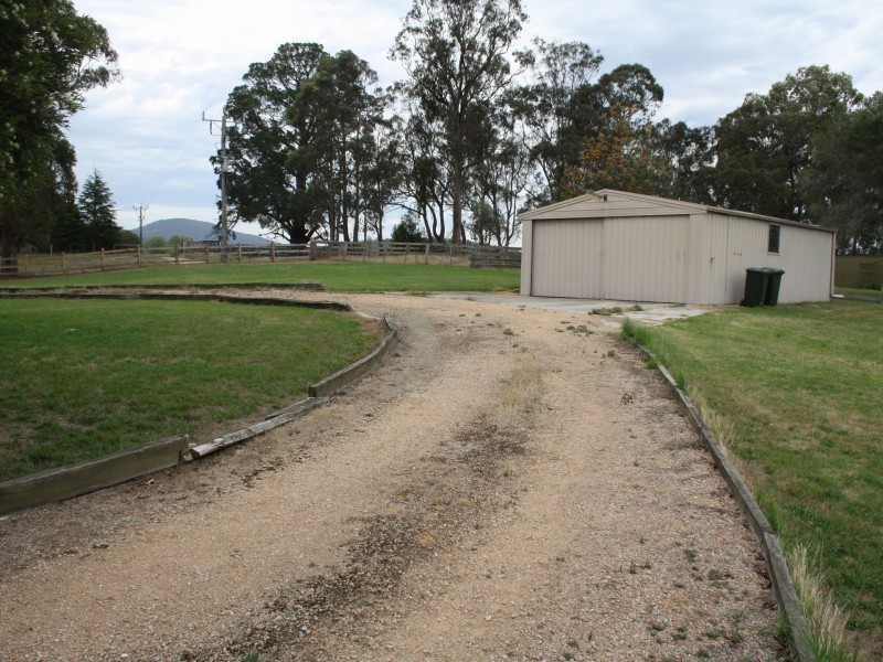 300 Clifton West Road, Mount Taylor VIC 3875