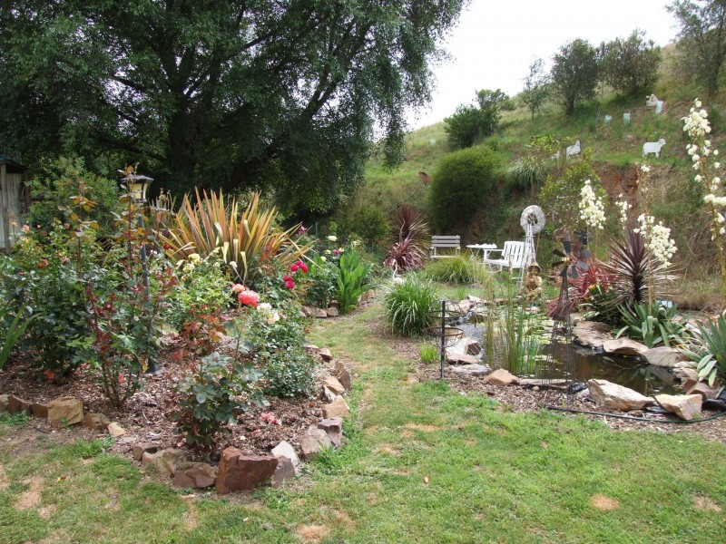 56 Johnston Street, Ensay VIC 3895