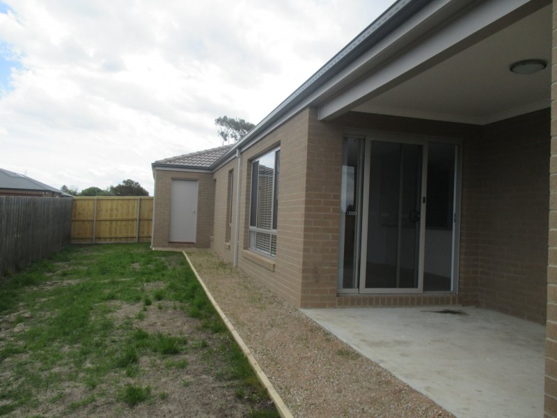 21 Eastcoast Court, Bairnsdale VIC 3875