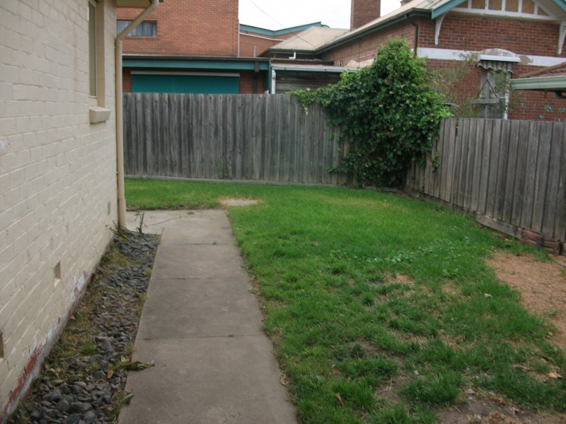 69 Service Street, Bairnsdale VIC 3875
