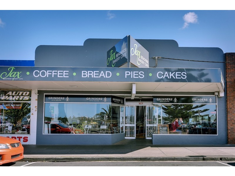 307 Esplanade, Lakes Entrance VIC 3909