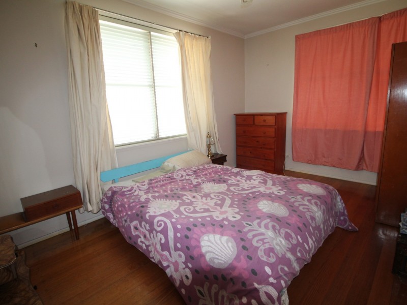4 Davies Street, Bairnsdale VIC 3875