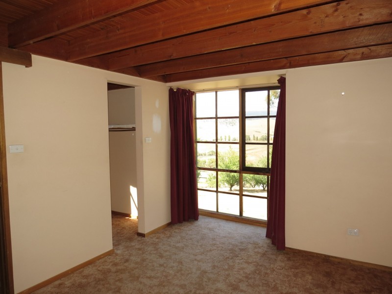 13 McCoy Street, Omeo VIC 3898