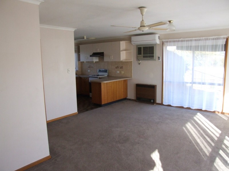 Unit 1/1 Dahlsen Crescent, Bairnsdale VIC 3875