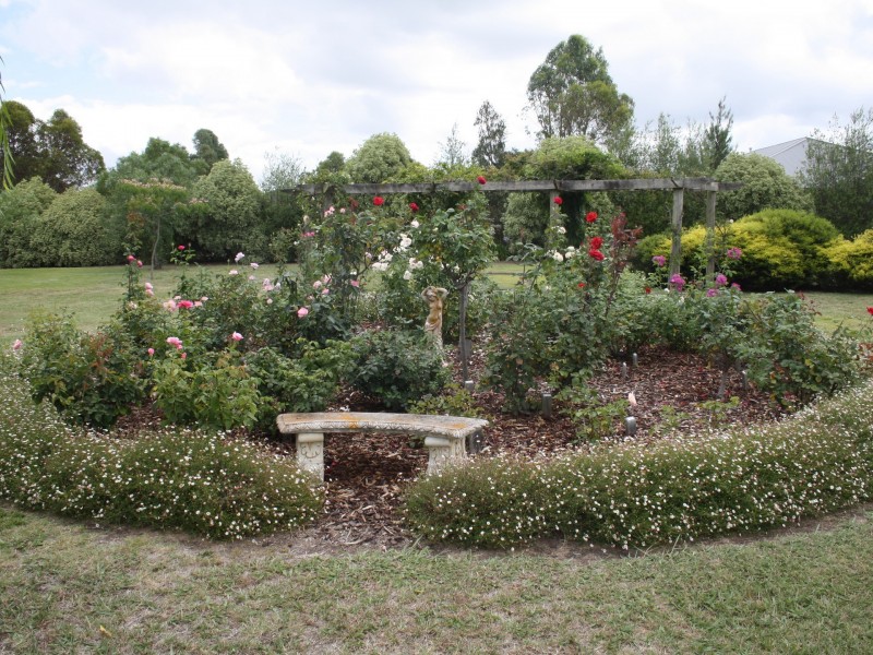 22 Timbarra Drive, Eastwood VIC 3875