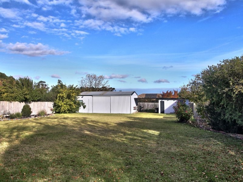 31 Tierney Street, Wy Yung VIC 3875