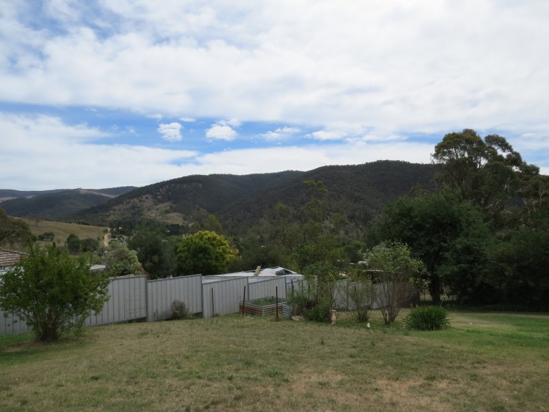 12 Howitt Street, Omeo VIC 3898