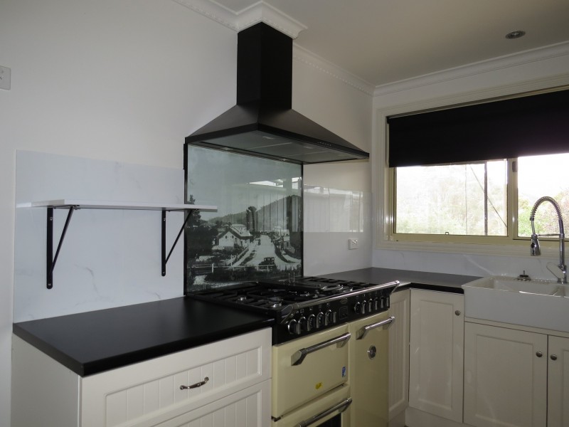 12 Howitt Street, Omeo VIC 3898