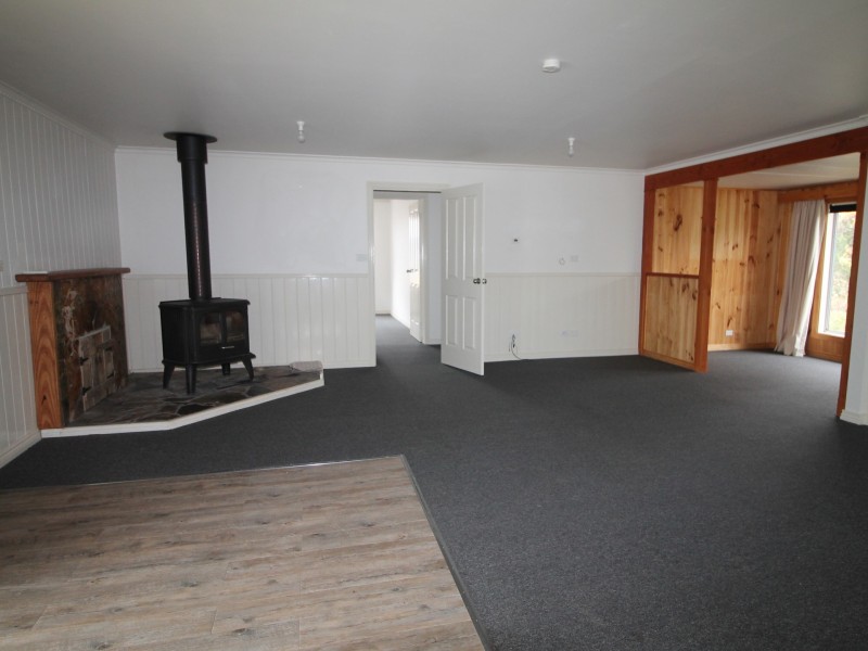 12 Howitt Street, Omeo VIC 3898