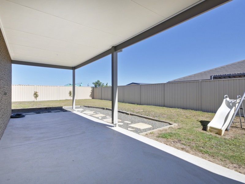 24 Lorimer Drive, Eastwood VIC 3875