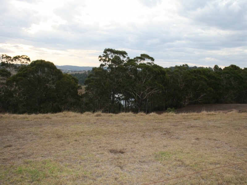 68 Cabernet Close, Nicholson VIC 3882