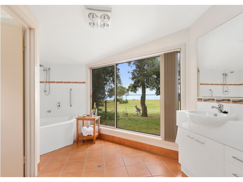 Unit 4/200 Wattle Point Road, Forge Creek VIC 3875