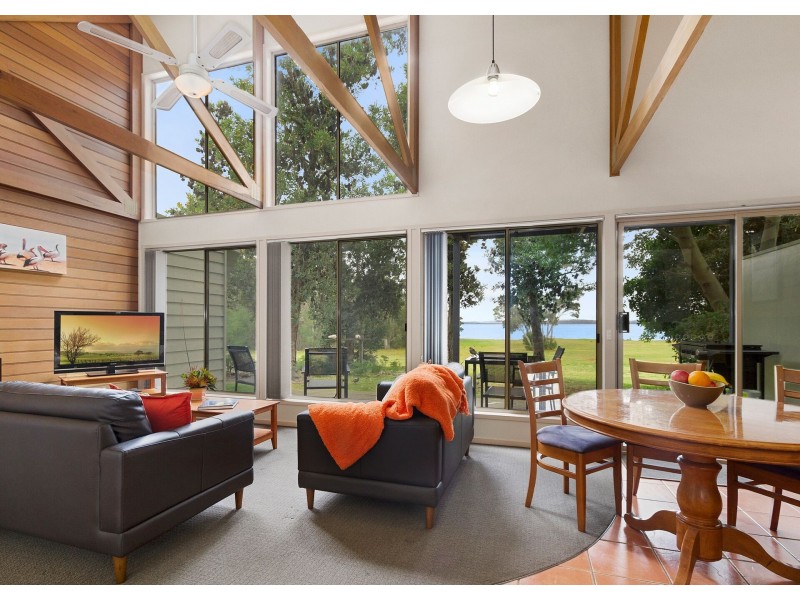 Unit 4/200 Wattle Point Road, Forge Creek VIC 3875