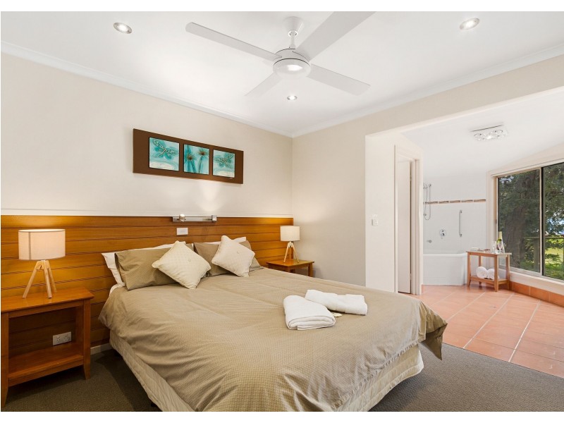 Unit 4/200 Wattle Point Road, Forge Creek VIC 3875