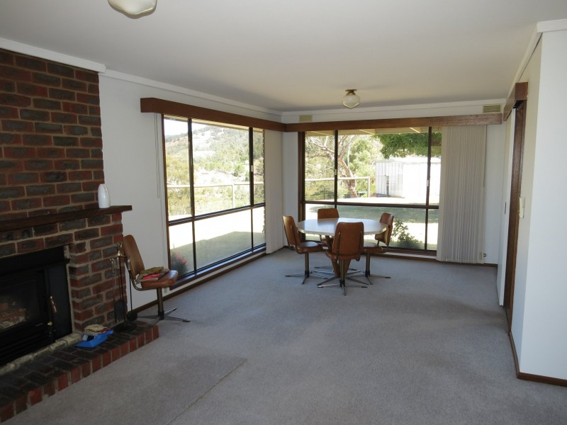 13 Crisp Street, Omeo VIC 3898