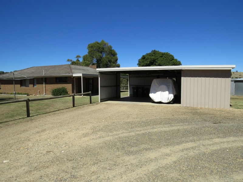 13 Crisp Street, Omeo VIC 3898