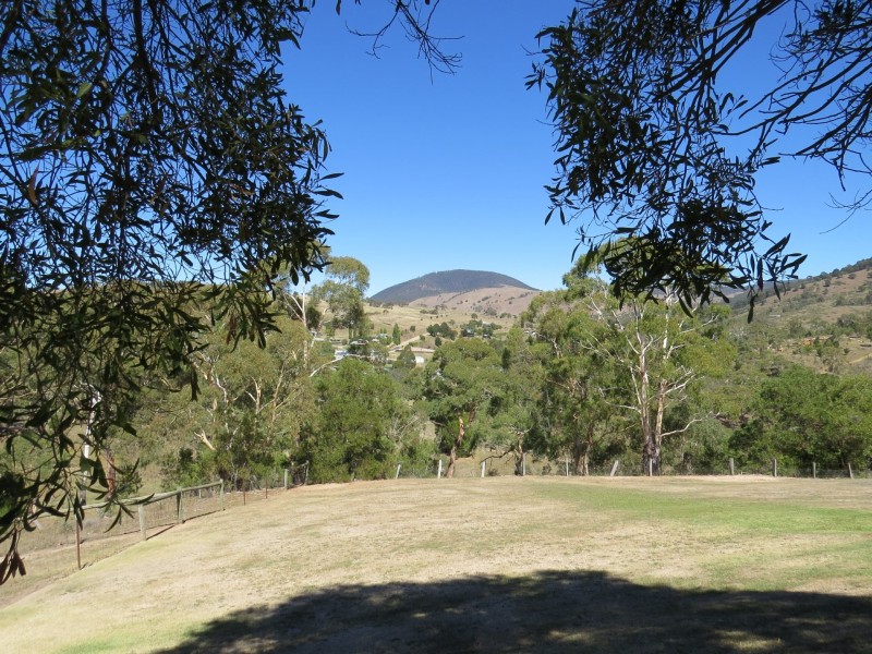 13 Crisp Street, Omeo VIC 3898