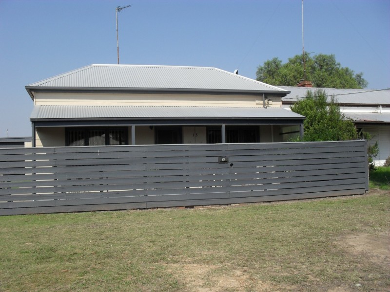 13 Swan Street, Bairnsdale VIC 3875