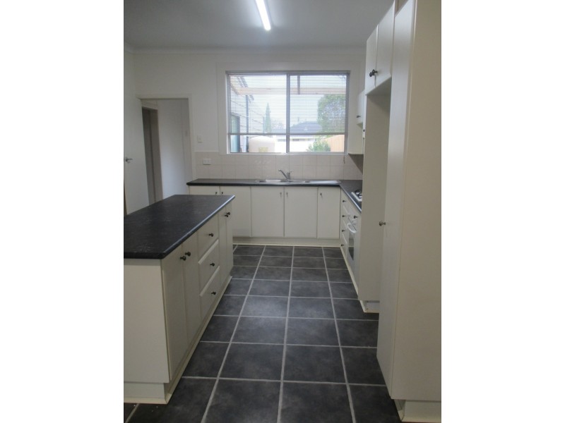 13 Swan Street, Bairnsdale VIC 3875