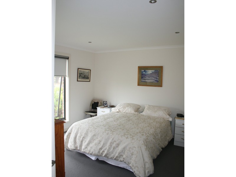 Unit 1/26 Ligar Street, Bairnsdale VIC 3875