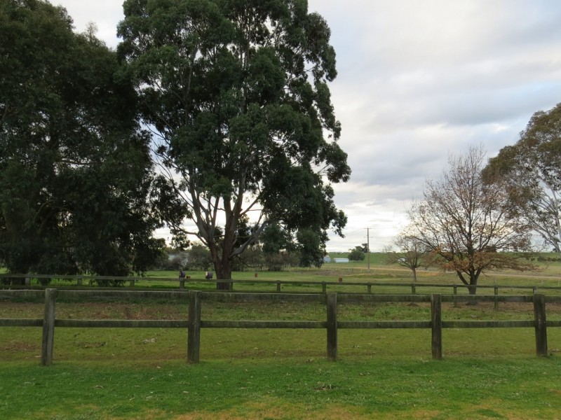 155 Broadlands Road, Bairnsdale VIC 3875