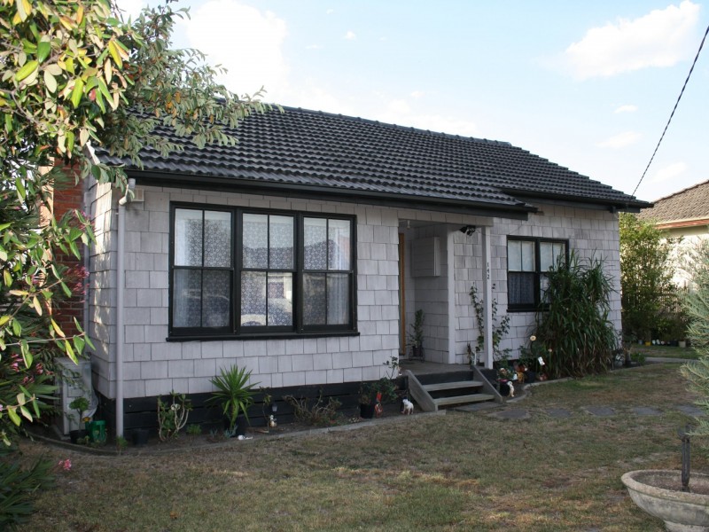 142 Dalmahoy Street, Bairnsdale VIC 3875