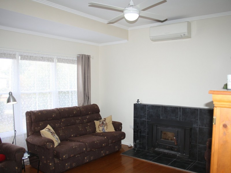 142 Dalmahoy Street, Bairnsdale VIC 3875