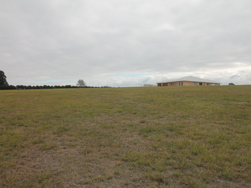 11 Balfours Road, Lucknow VIC 3875