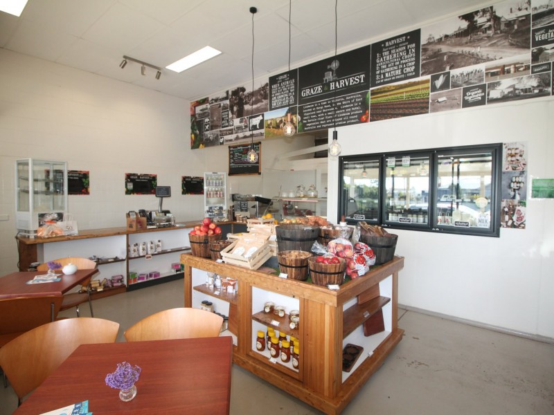 143 Main Road, Lindenow VIC 3865