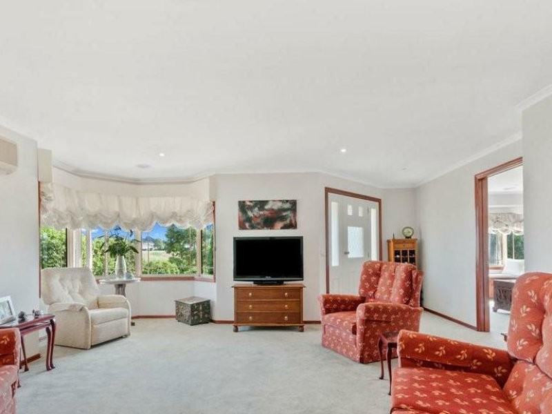 97 Howitt Avenue, Eastwood VIC 3875