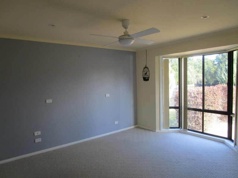 4 Woodward Street, Wy Yung VIC 3875