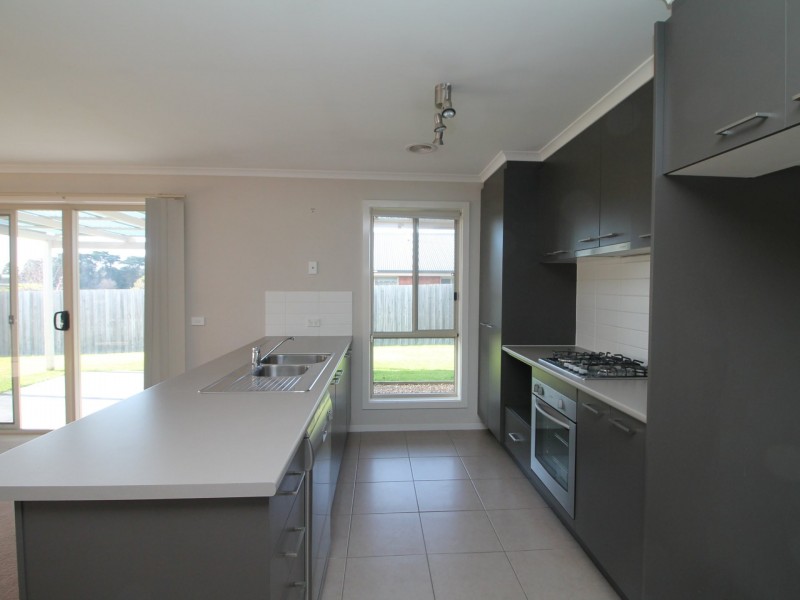 38 Flinns Road, Eastwood VIC 3875