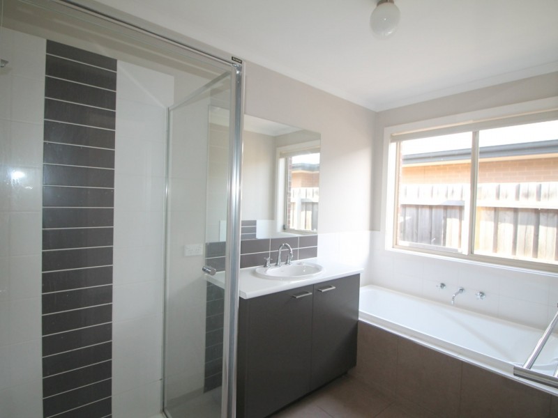 38 Flinns Road, Eastwood VIC 3875