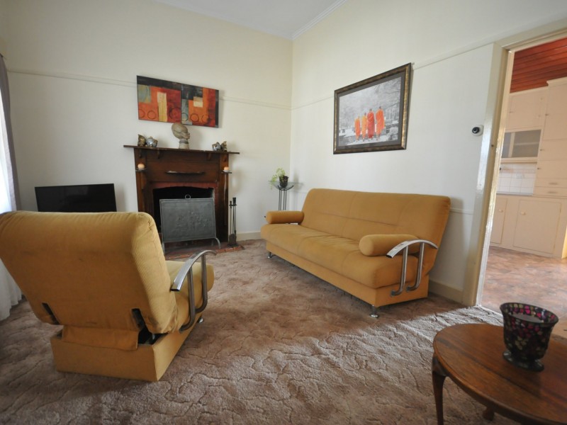 24 Pinnock Street, Bairnsdale VIC 3875