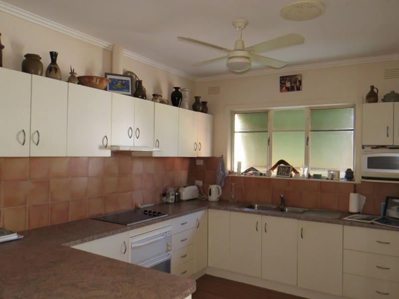 Bairnsdale VIC 3875