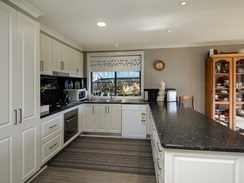 7 Clematis Court, Bairnsdale VIC 3875