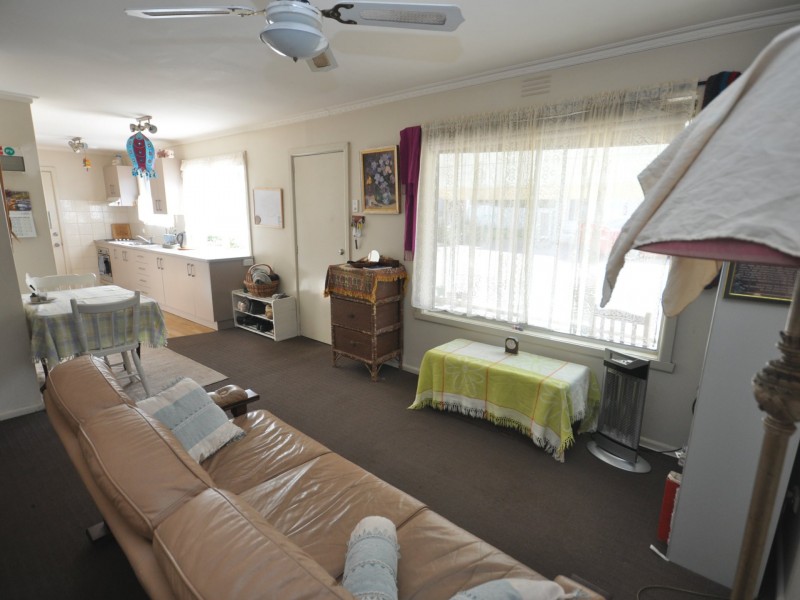 Unit 1 & 2/4 Grosvenor Court, Bairnsdale VIC 3875