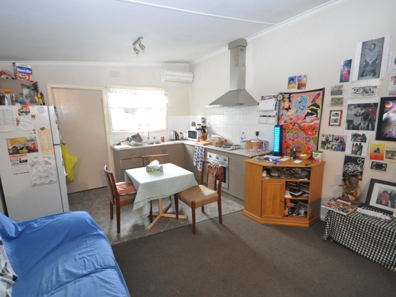 Unit 1 & 2/4 Grosvenor Court, Bairnsdale VIC 3875
