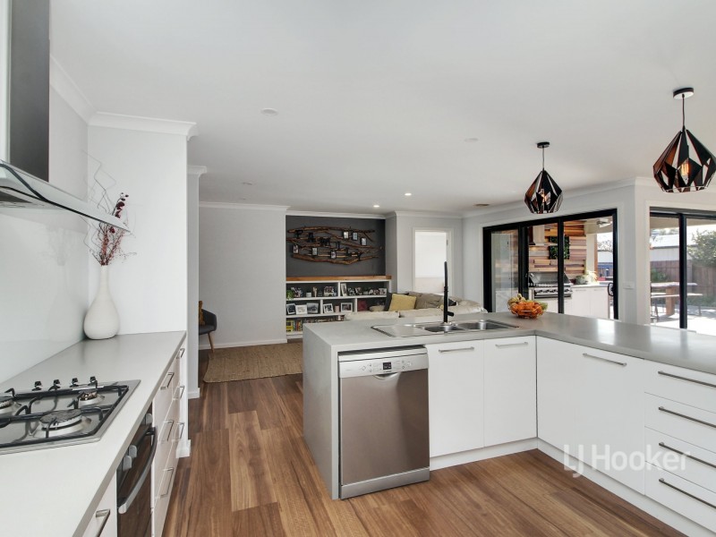 8 Birch Court, Eastwood VIC 3875