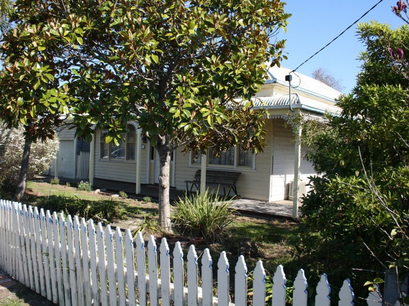 4 Dahlsen Crescent, Bairnsdale VIC 3875