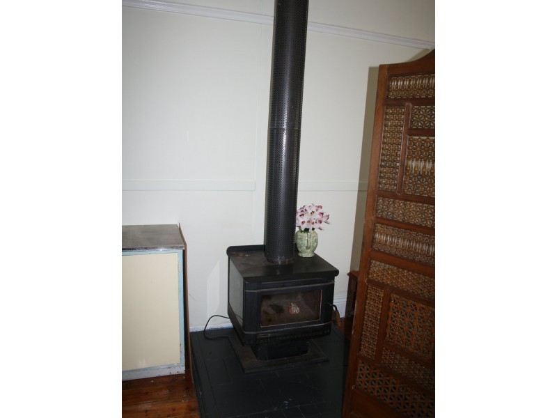 4 Dahlsen Crescent, Bairnsdale VIC 3875