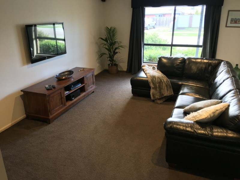 85 Gatehouse Drive, Eastwood VIC 3875