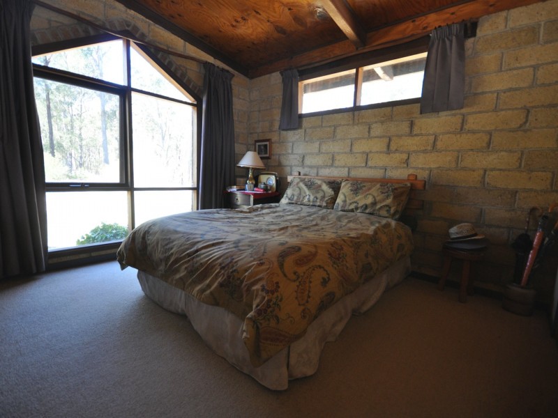 325 Bellbird Road, Clifton Creek VIC 3875