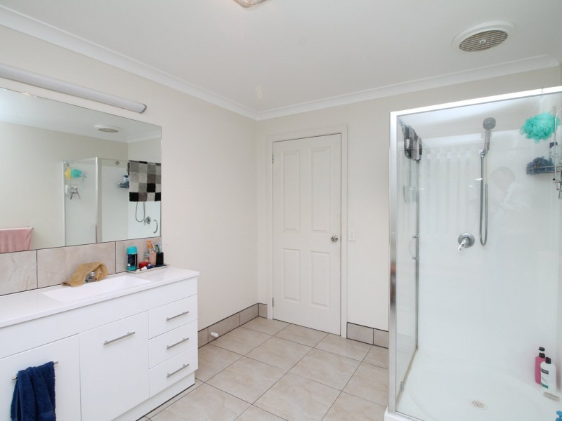 11B Barton Place, Eastwood VIC 3875